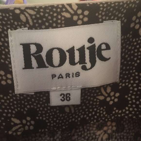 Authentic vs. inauthentic Rouje Labels - Picture 3 of 5
